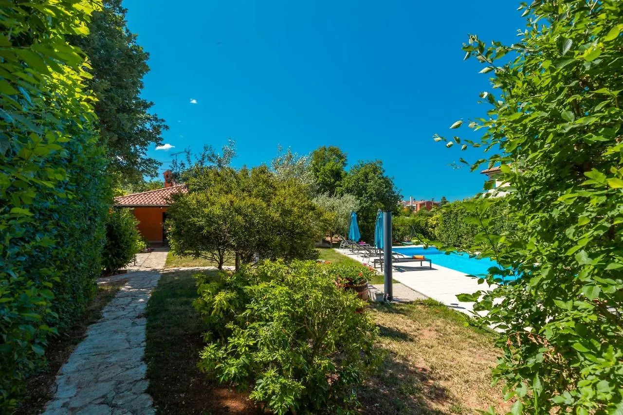 Family Friendly House With A Swimming Pool Sveti Lovrec, Central Istria - Sredisnja Istra - 14432 Sveti Lovrec Pazenaticki 0*,  Croatia