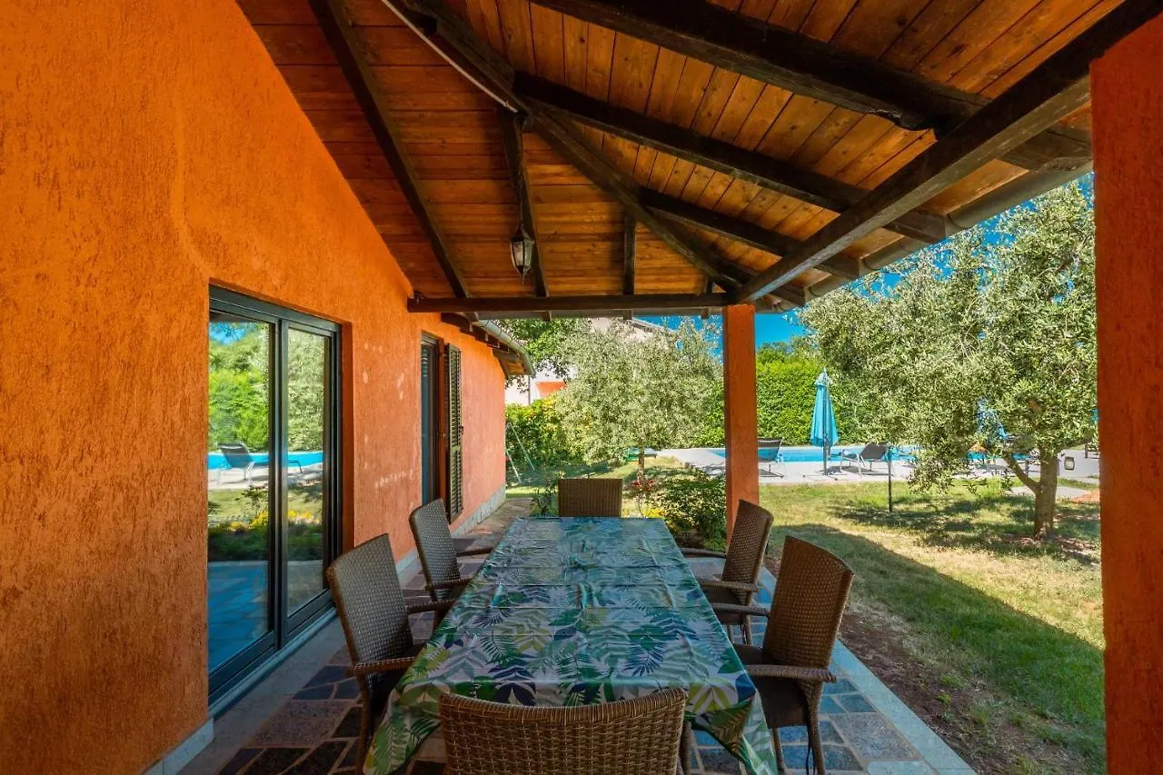 Family Friendly House With A Swimming Pool Sveti Lovrec, Central Istria - Sredisnja Istra - 14432 Sveti Lovrec Pazenaticki 0*,  Croatia