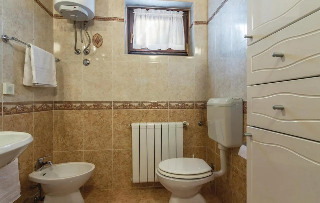 Family Friendly House With A Swimming Pool Sveti Lovrec, Central Istria - Sredisnja Istra - 14432 Sveti Lovrec Pazenaticki