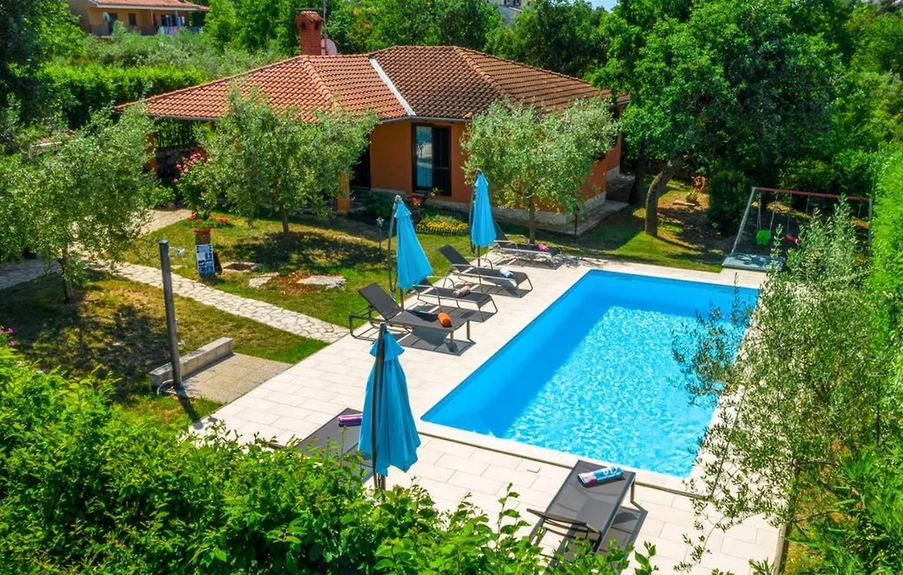 Family Friendly House With A Swimming Pool Sveti Lovrec, Central Istria - Sredisnja Istra - 14432 contacts